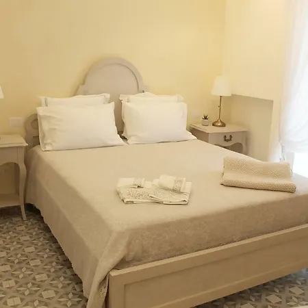 Estlevante Oda ve Kahvaltı Vieste